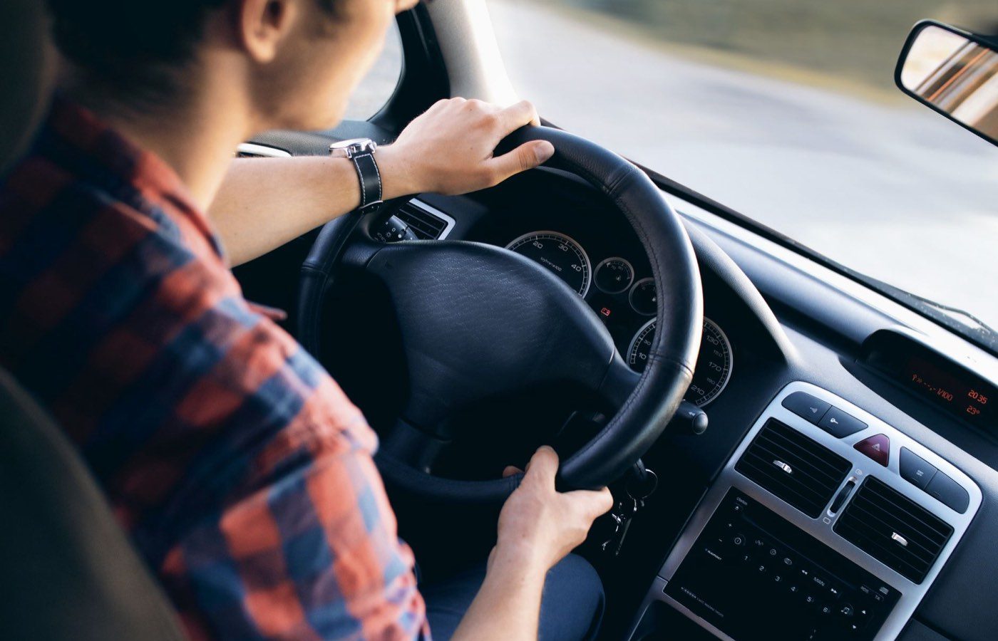 6 points, 0,2 g/l d’alcool : ce que la loi impose aux jeunes conducteurs