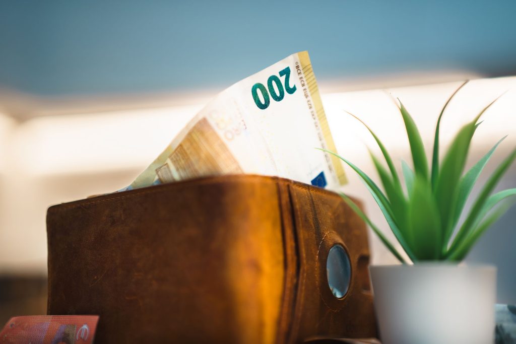 Budget courses mensuel simple : méthode pas à pas