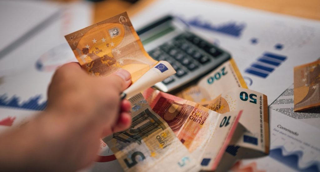 Regroupement de crédits : définition et informations clés