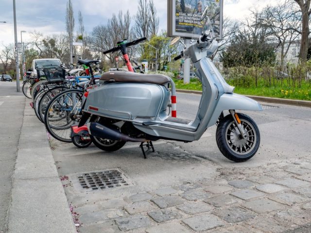 Xiaomi vs Ninebot : quelle trottinette pour la ville ?