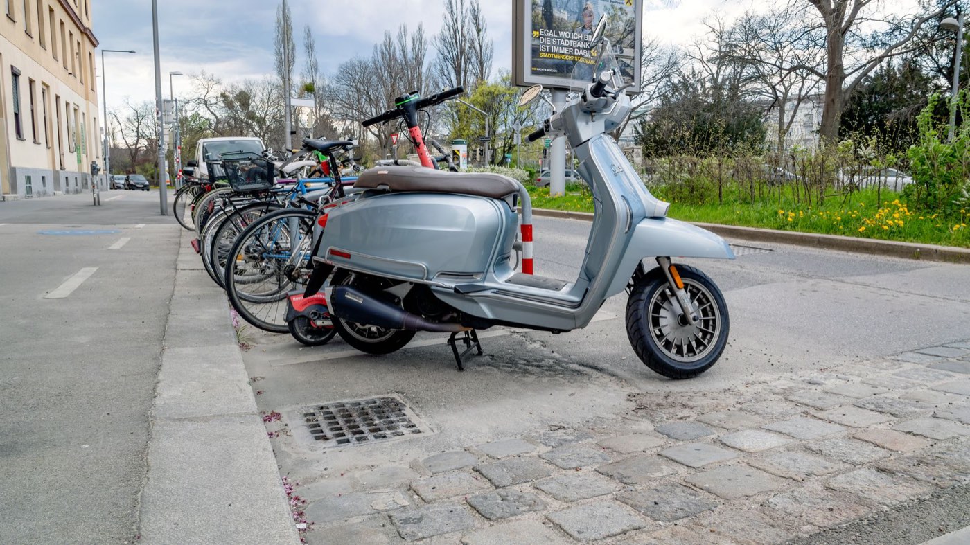 Xiaomi vs Ninebot : quelle trottinette pour la ville ?
